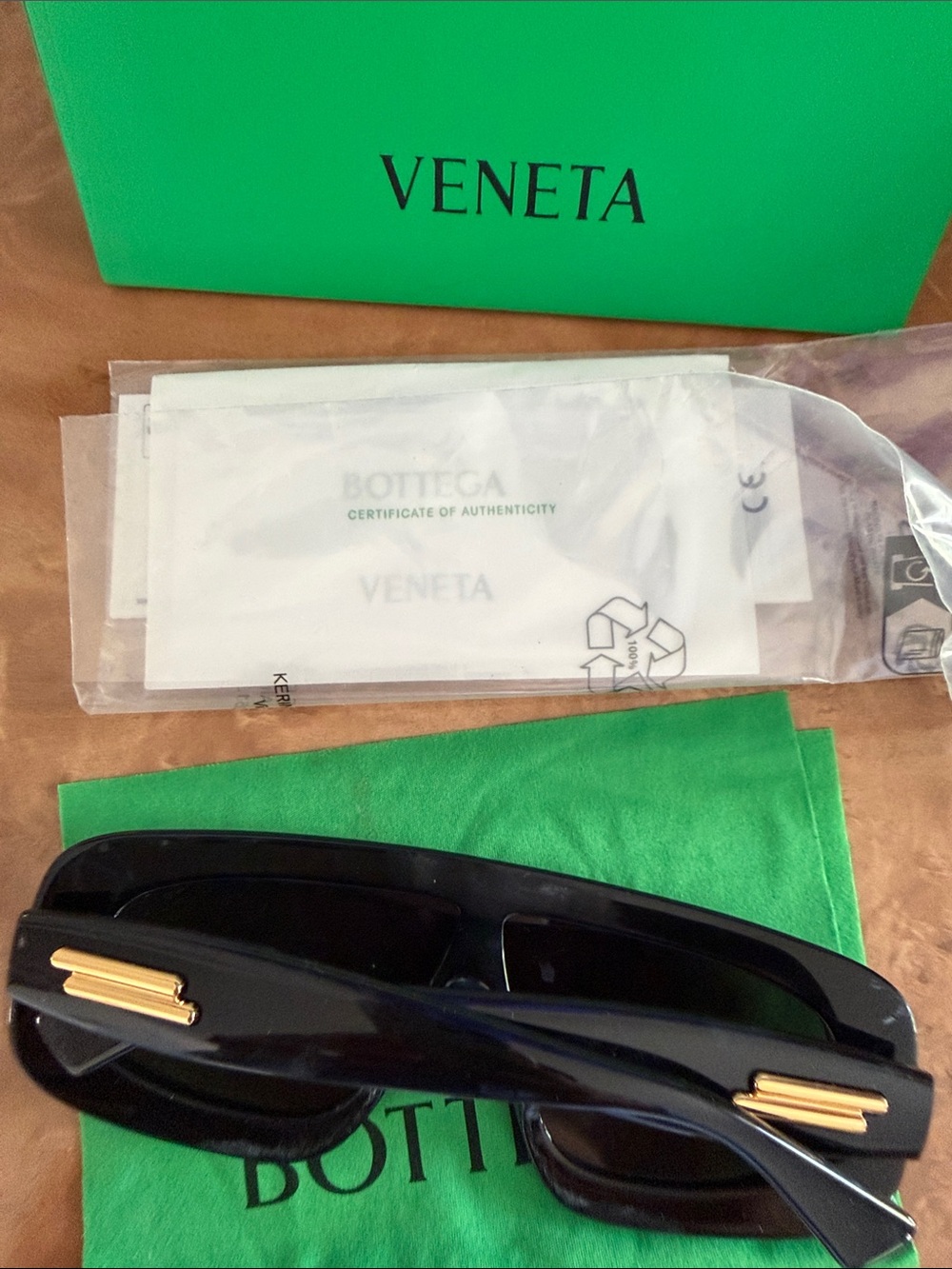 Bottega Veneta Black Wrap-Around Sunglasses - Picture 6 of 6